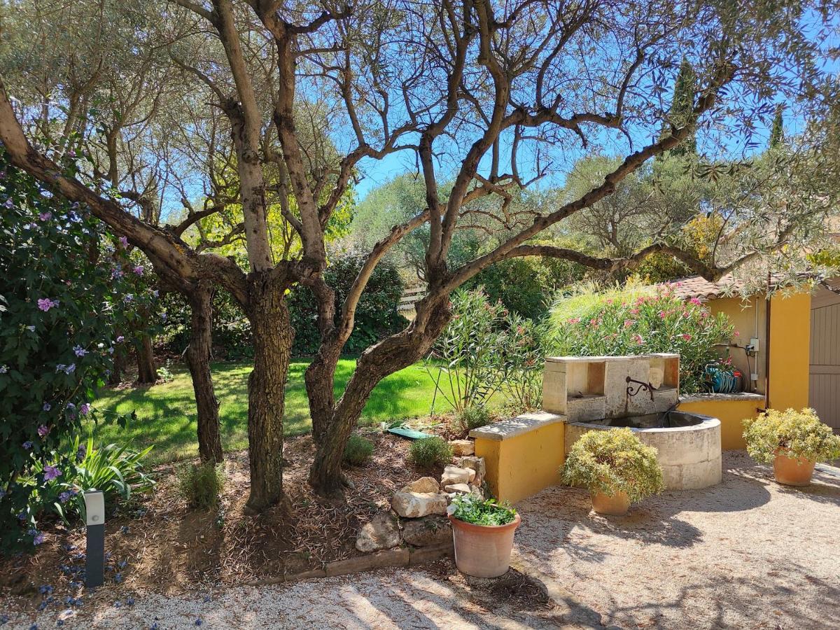 Le Chant Du Coeur Roussillon  Bagian luar foto
